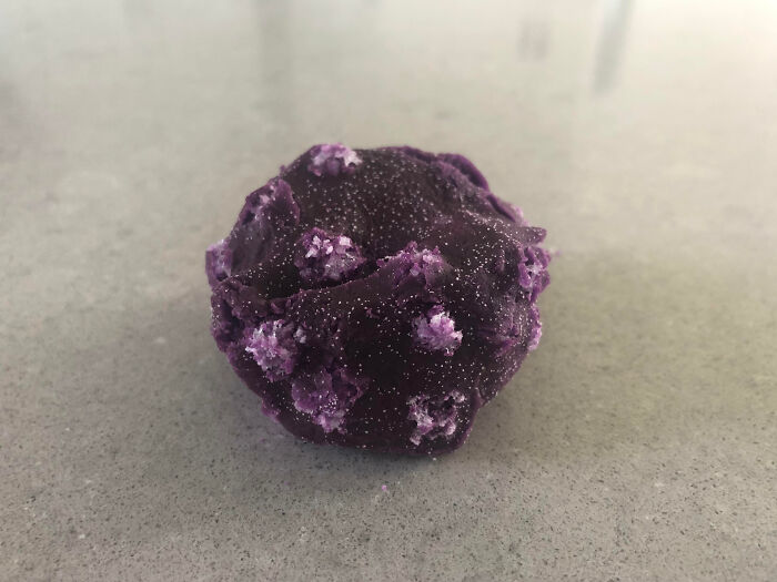 Decade-Old Play-Doh Gave Birth To Crystals!