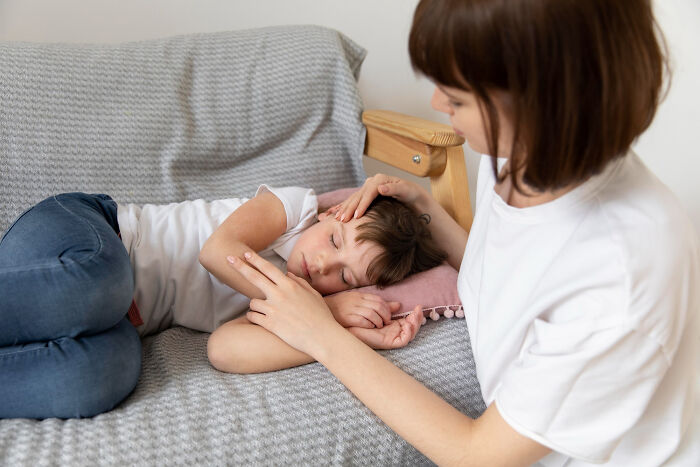 Wait, Kids Did WHAT? 35 Wild Childhood Moments That Make No Sense Now