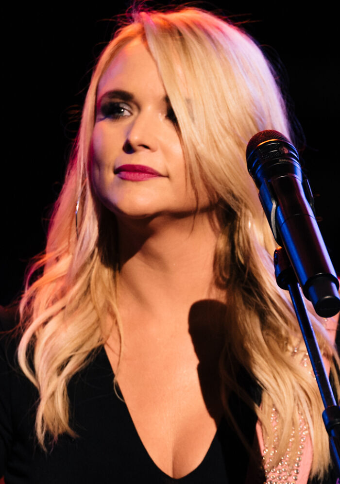 Country Star Miranda Lambert, 42