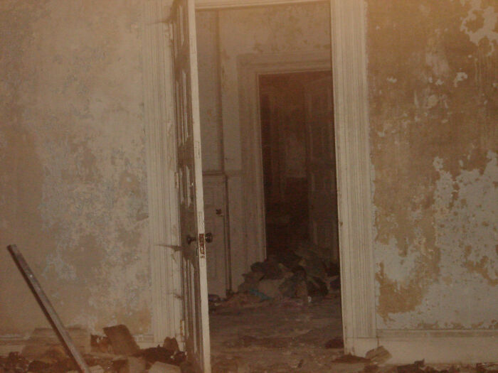 The 50 Creepiest Finds Urban Explorers Swear Still Haunt Them