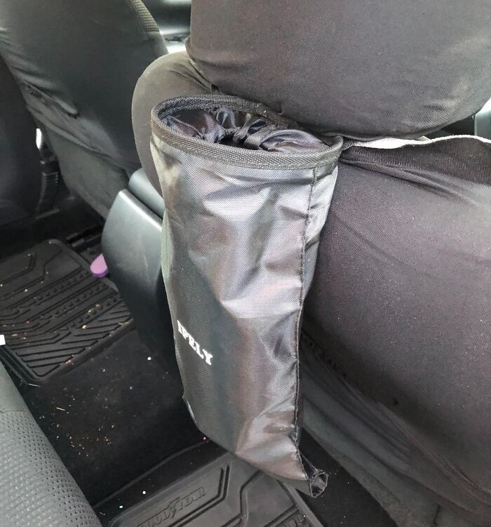 Keep Your Car Sparkling Clean with This Universal Car Garbage Bag
