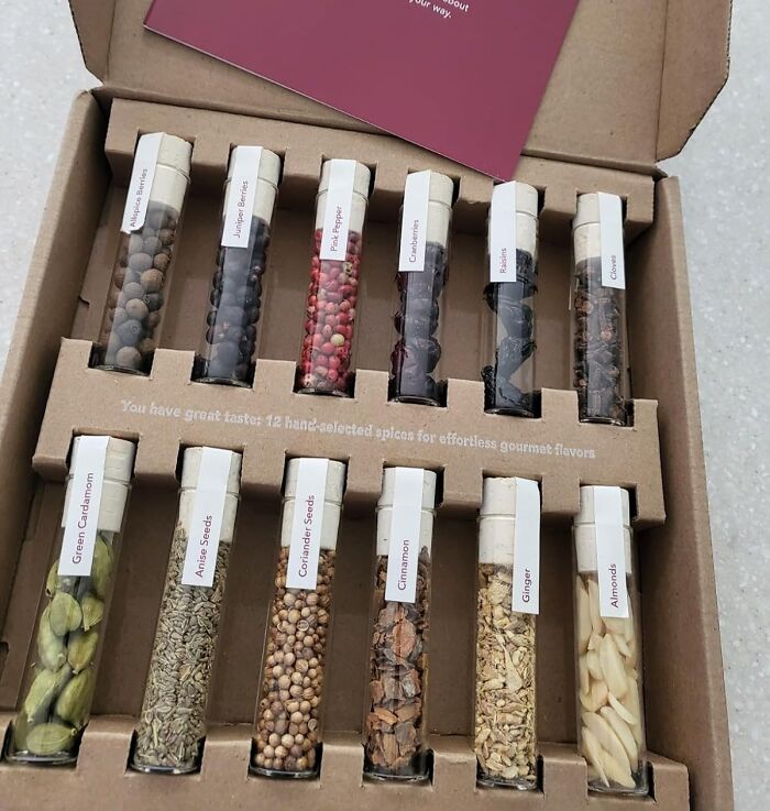 Get Your Holiday Buzz On With This Mulled Wine Kit That’s Better Than Grandma’s