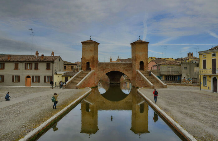 Three Point Bridge, Italy: Old Bridge, New Vibes