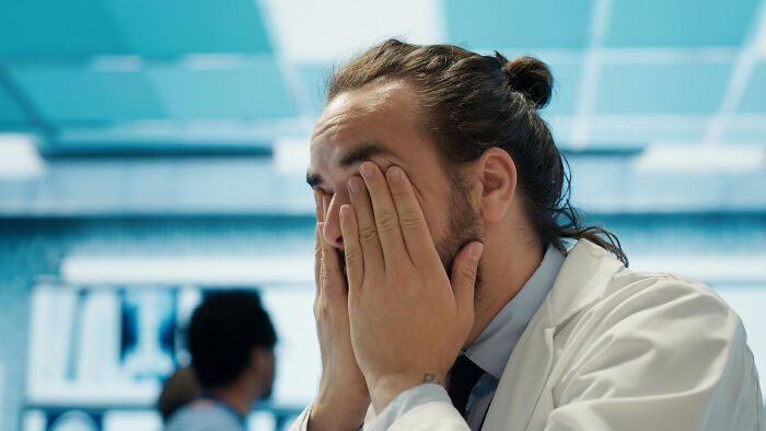 Dads Being Totally Weird While Their Wives Were Pregnant: You’ve Gotta See These!