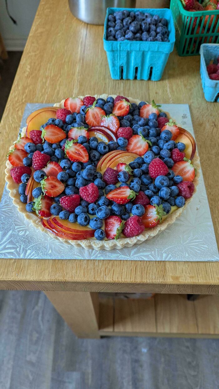 Simple Yet Stunning Fruit Tart