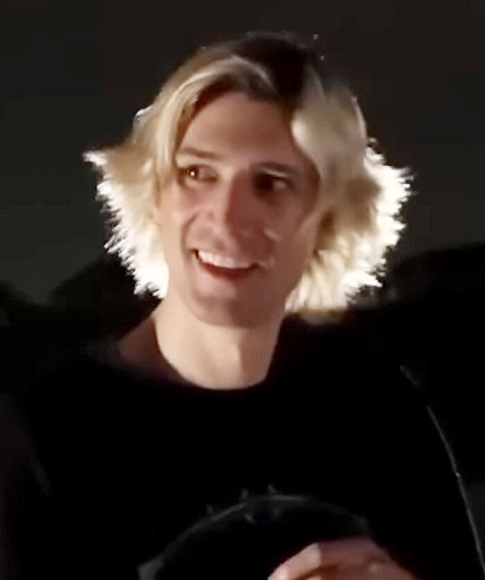 xQc, The Streaming Firecracker, 30