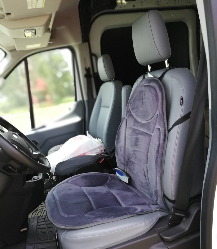 That Ice-Cold Seat Shock Is History Thanks To This Massaging Seat Cushion With Heat Treatment