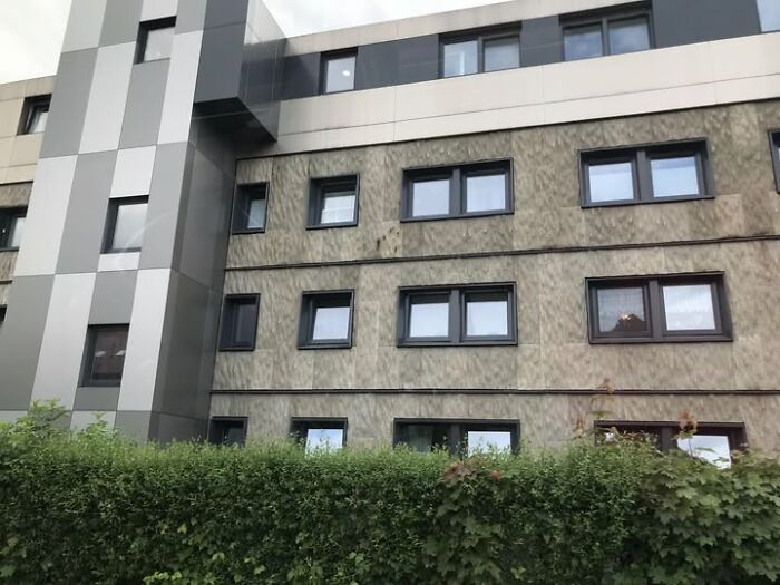 What’s It Like Living in This Horrible Building in Hallein, Austria?