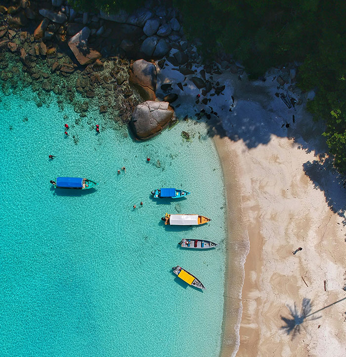 The 39 ‘Uh-Oh’ Solo Travel Spots You Didn't See Coming