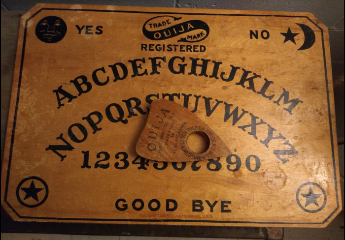 Classic Ouija Board