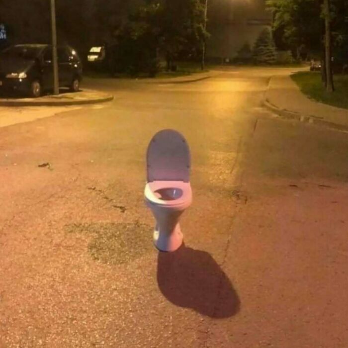 These 40 Pictures Are So Weird, They’ll Mess With Your Brain (Not for the Faint-Hearted)