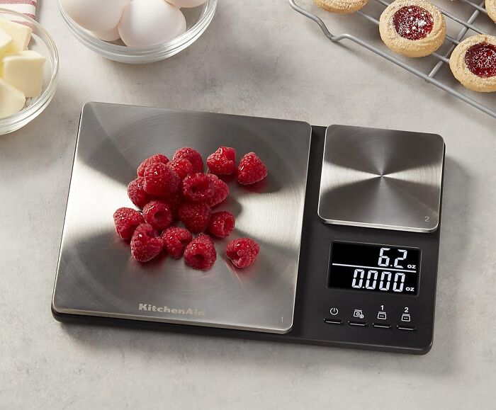 Blame Yourself For No More Baking Fails With This Ultra-Precise Kitchen Scale