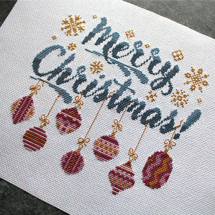 Let's Get Stitching: 20 Christmas Patterns That’ll Totally Make Your Holiday