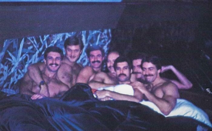 Freddie Mercury’s 1980 Sleepover – Rockin’ and Relaxing
