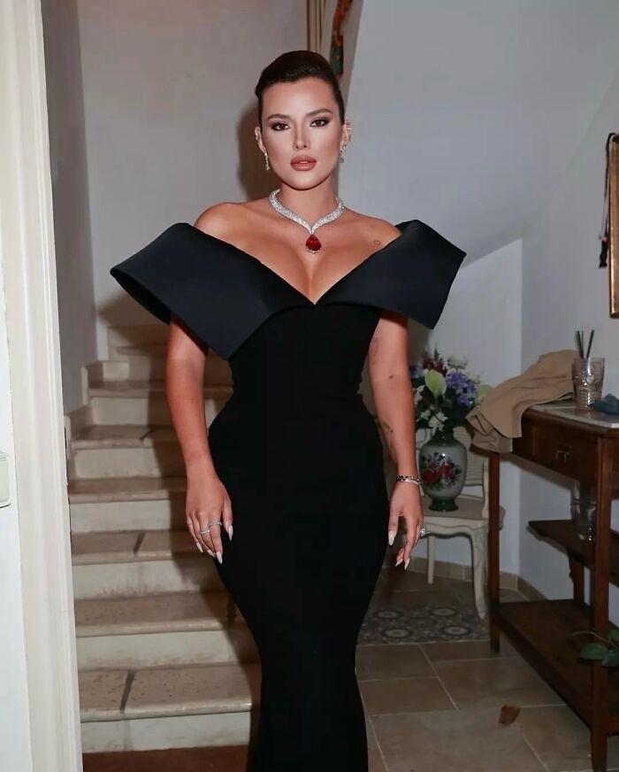 Bella Thorne: The Disney Star Who Broke OnlyFans Records