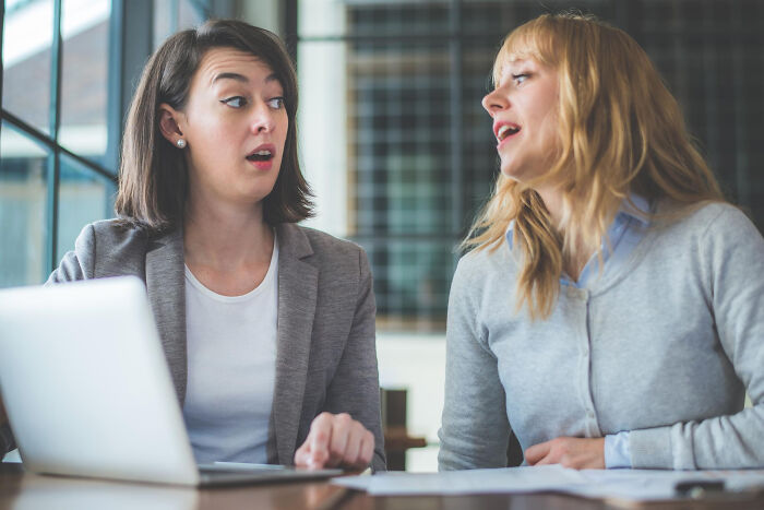 The Wildest Catch-Your-Cheaters-and-Lurkers Moments Multilingual People Have Had