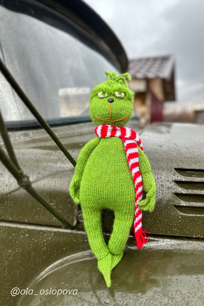30 Grinch Knitting Projects That Are So Cute You’ll Want to Knit All Day
