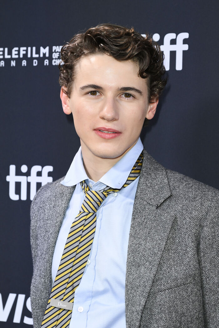 Sam Nivola: Doing His Own Thing (Even When You Know Who He’s Related To)