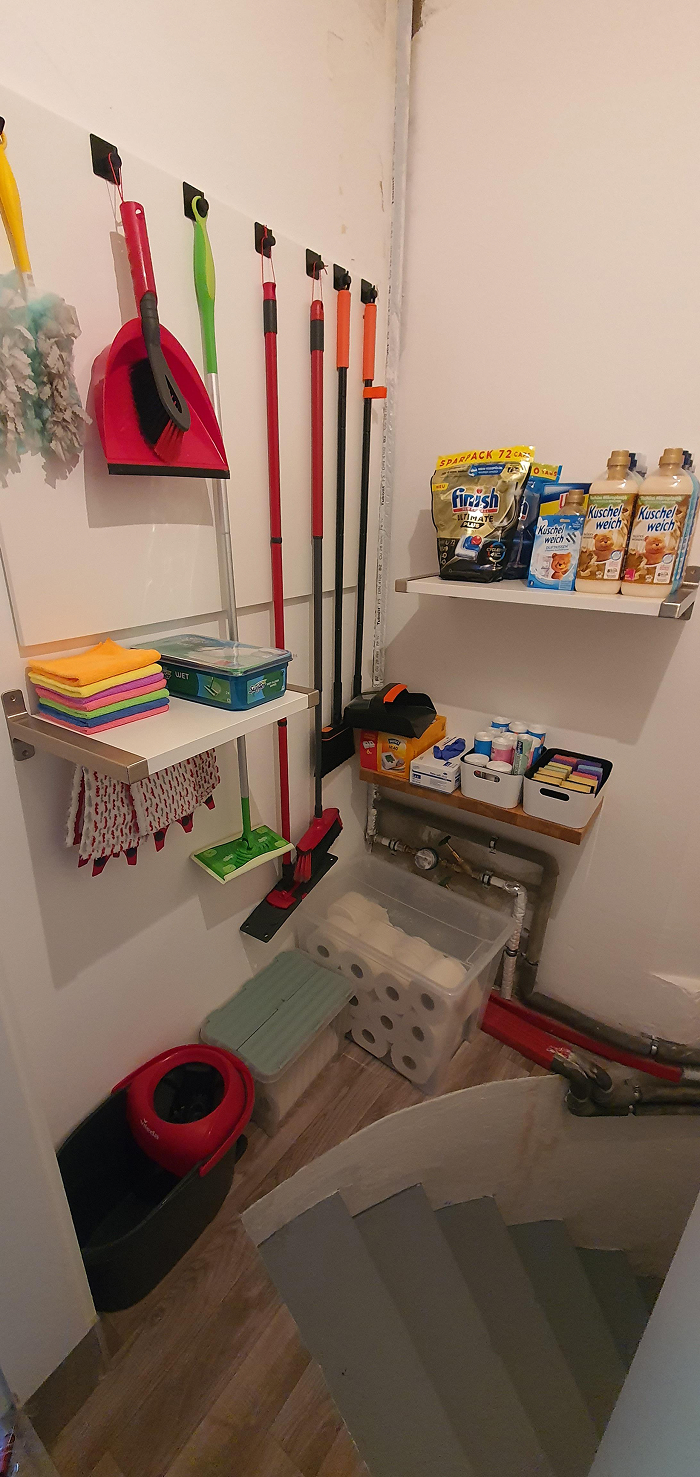 Cleaning on a Hook—Bye Clutter!