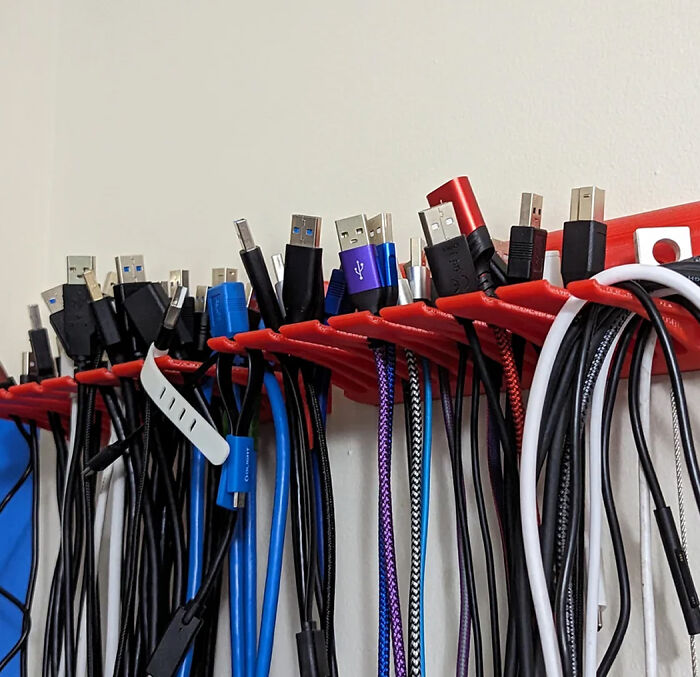 Hang Those Cables—Tidy Tech