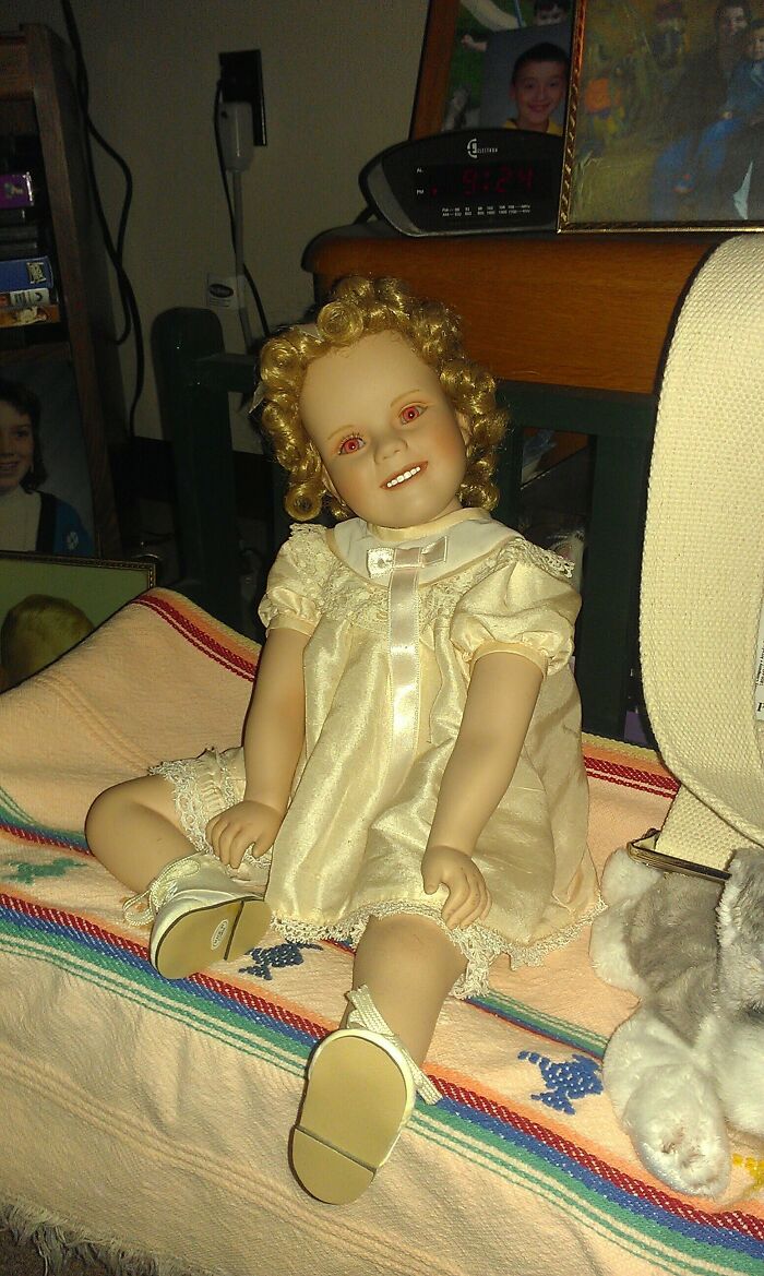 Stayed At Great Grandma’s And This Thing Kept Me Up All Night