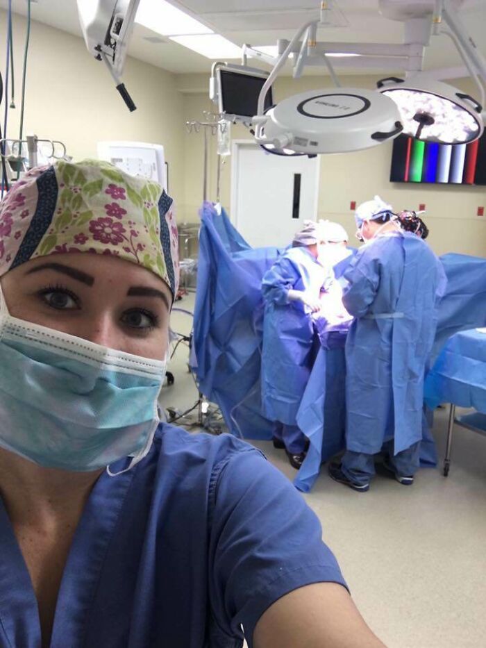 Woke Up to This Hilarious Message from the Nurse After Finger Surgery