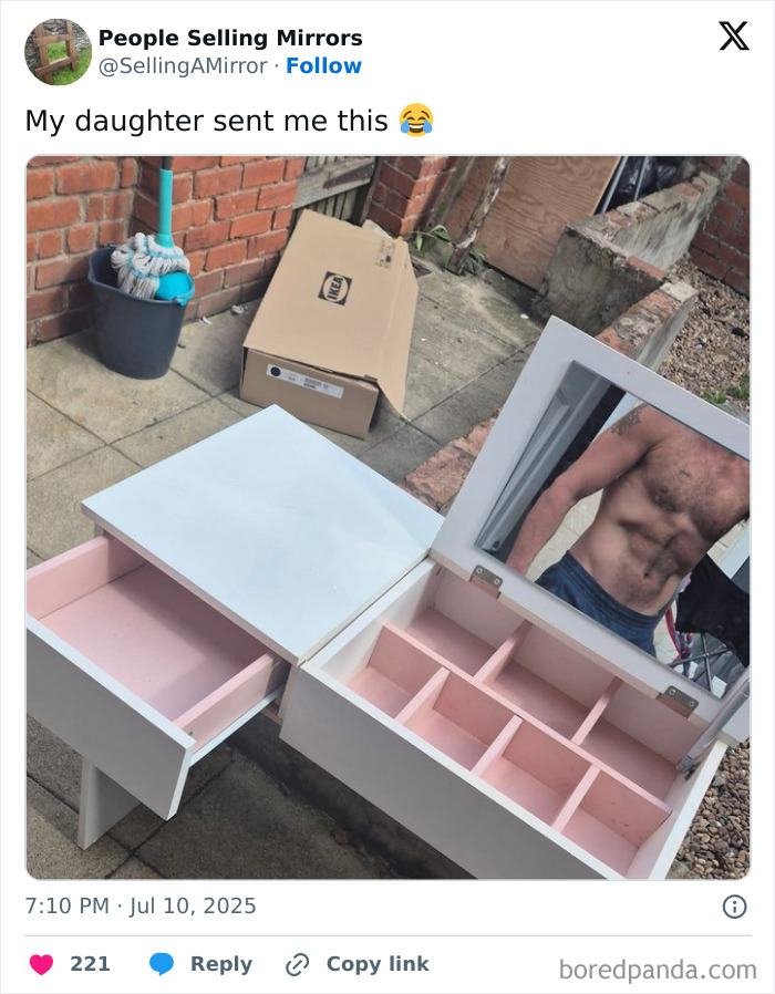 Selling a Mirror? Why Not Make It Artistic?