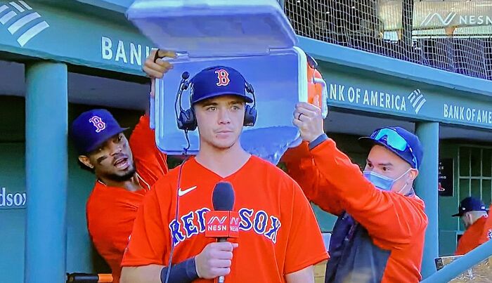 Oh Snap! 50 Photos That Caught Disaster Right Before It Happened