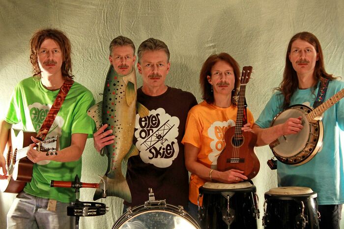 This Year’s Family Photo Was Definitely The Last (Said No One Ever)