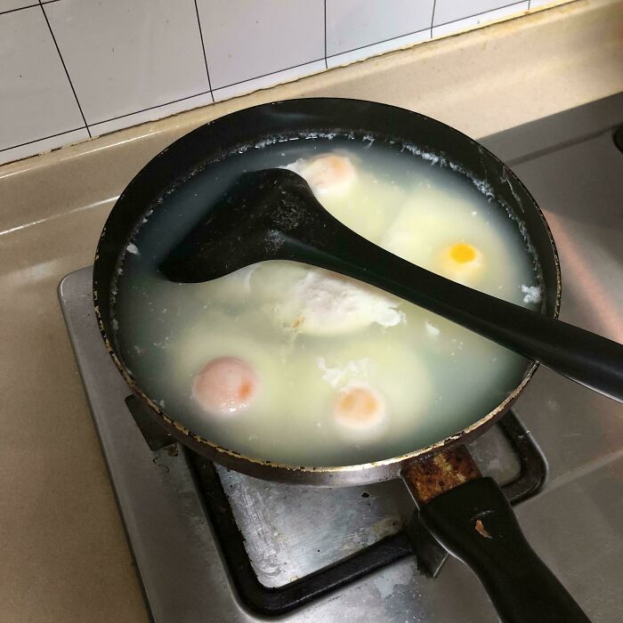 Mom’s Overnight Egg Sugar Soup... In a Frying Pan?