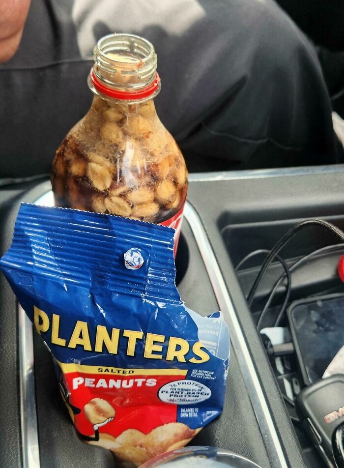 Old Guy’s Classic: Peanuts in Coca-Cola. Yes, Really!
