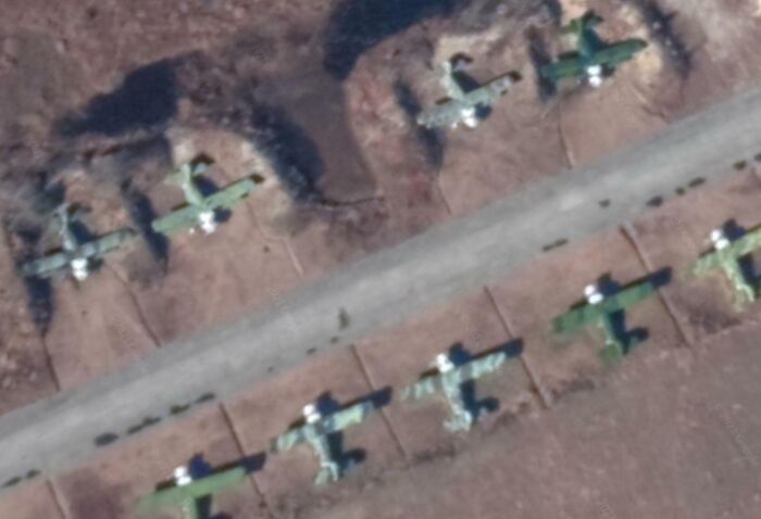 What Kind Of Planes Are These? Google Earth Mystery!