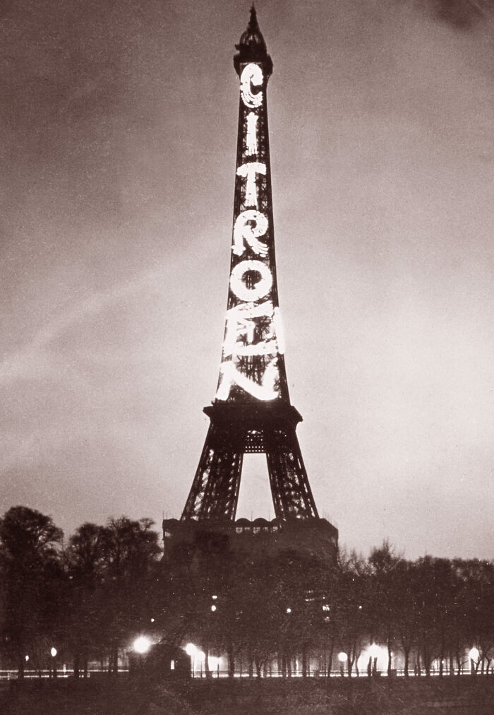 The Eiffel Tower Once Turned Into A Giant Light-Up Billboard