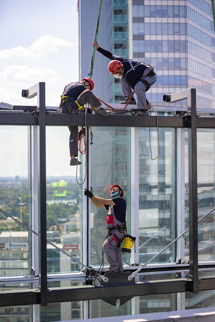 Wait, Ever Seen Industry Look This Cool? Peek Inside These Epic Machine Shots! (9 Pics)