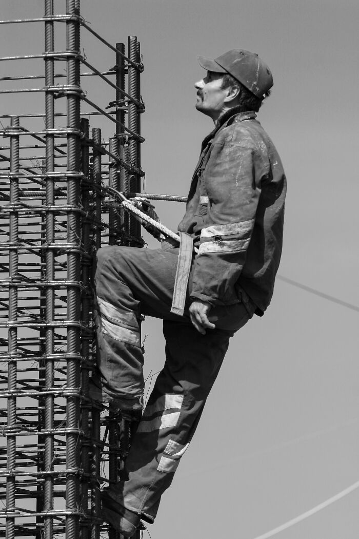 Wait, Ever Seen Industry Look This Cool? Peek Inside These Epic Machine Shots! (9 Pics)