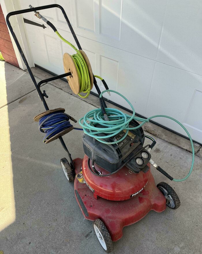 Mounted Air Compressor on Lawn Mower Body for Easy Moving—Genius!