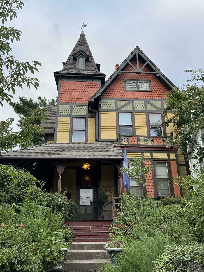 I See This House Every Day and Had to Snap a Pic!