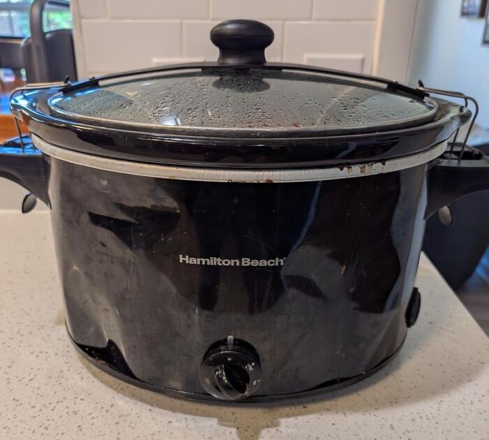 Your Slow Cooker Just Got Way Cooler With This Extra Large Hamilton Beach Model