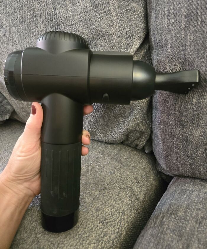 Kick That Angry Shoulder Gnome Out With This Super-Quiet Massage Gun