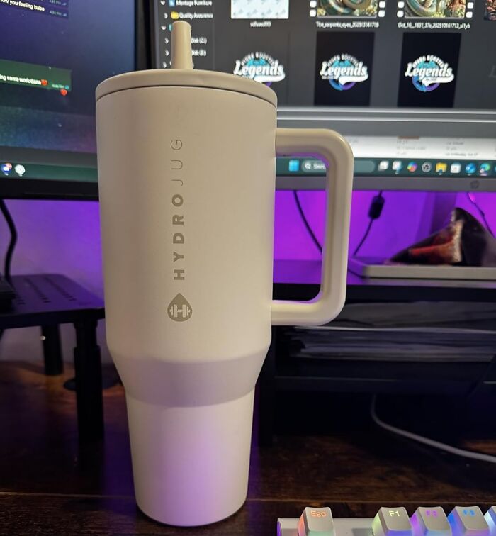 Santa Gifted Them An Emotional Support Water Bottle Called Hydrojug Traveler