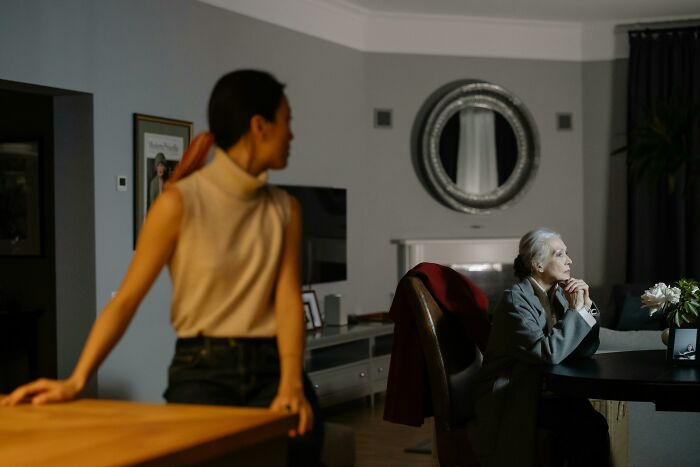 The Most Jaw-Dropping Breakup Stories You'll Honestly Can't Look Away From