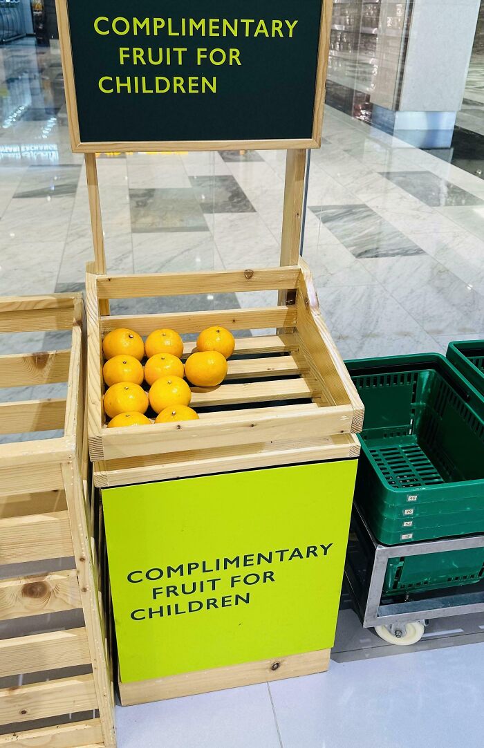 Supermarket Offers Free Fruits for Kids to Snack While Shopping