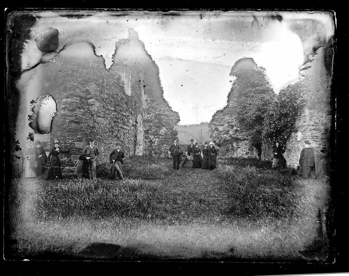 Old Glass Negatives Mystery—Where Was This Taken?
