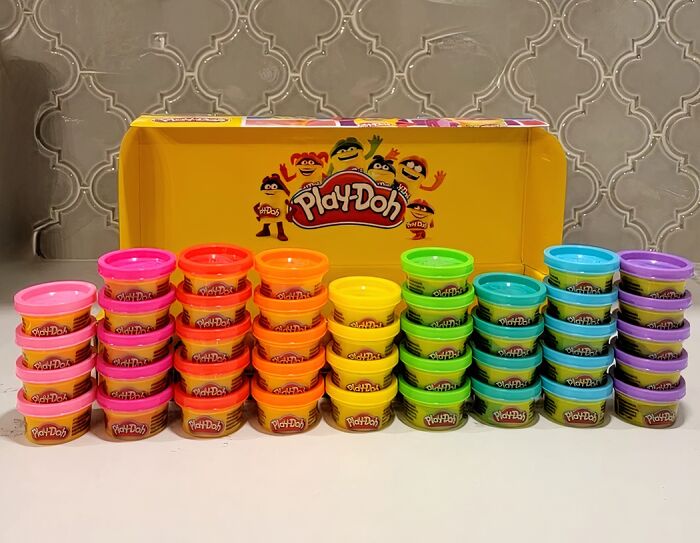 Sculpt and Play With the Bulk Pack of Play-Doh