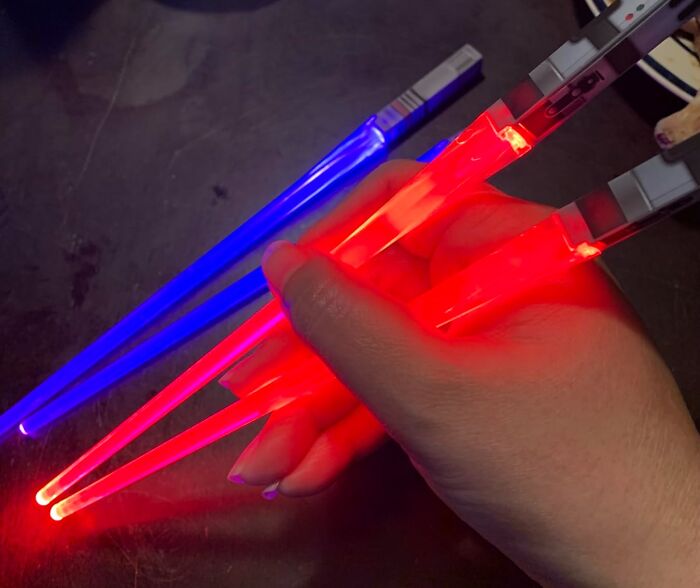 Slay Dinner Time With These Epic Lightsaber Chopsticks