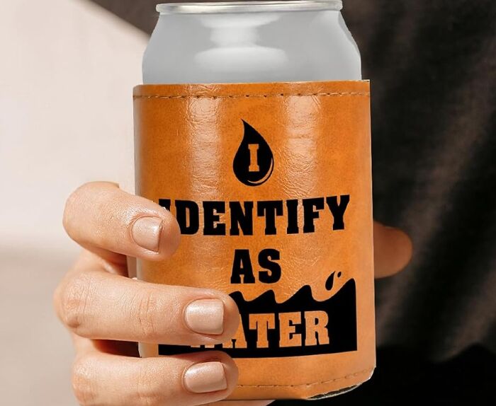 Keep Your Drinks Cool And Hands Cozy With This Rugged Leather Coozie