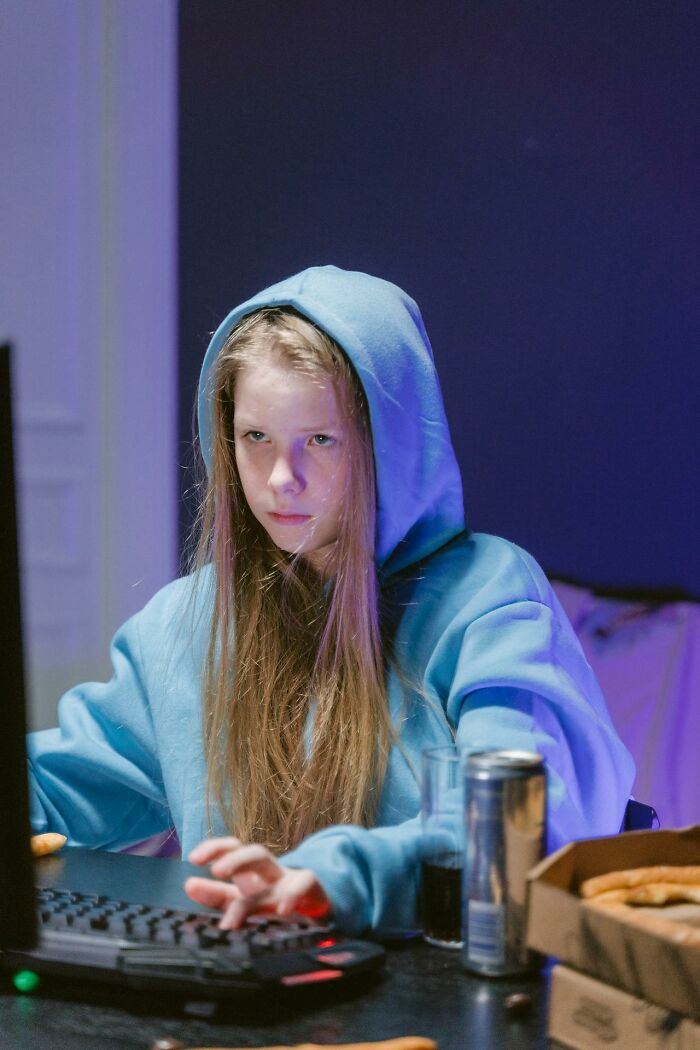 Wait, Parents Actually Raised These Mini Monsters? (35 Surprisingly Wild Stories)