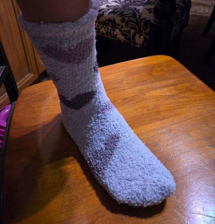 You Can’t Miss These: Fuzzy Socks That Scream ‘Feet Are On Vacation’