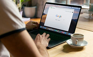 26 People Spilling Their Wildest Work Shenanigans (Yep, They Really Did That)