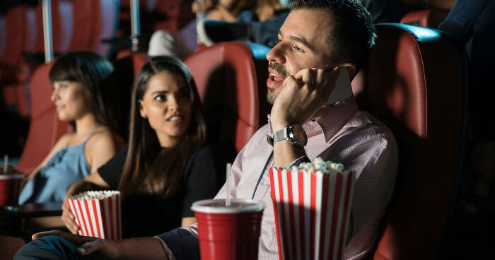 33 Sneaky Relationship Red Flags You Gotta Spot ASAP